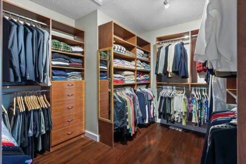 22 Varsity Estates Close Nw, Calgary, AB - Indoor With Storage