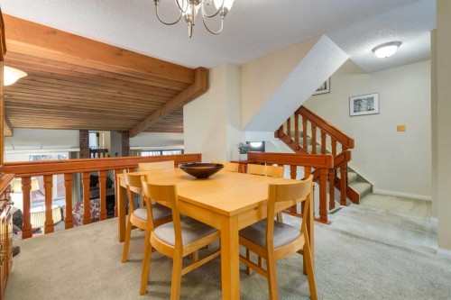 59-10030 Oakmoor Way Sw, Calgary, AB - Indoor Photo Showing Dining Room