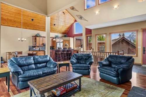 214 Eagle Point, Canmore, AB - Indoor Photo Showing Living Room