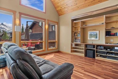 214 Eagle Point, Canmore, AB - Indoor