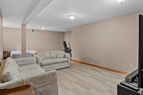 214 Eagle Point, Canmore, AB - Indoor