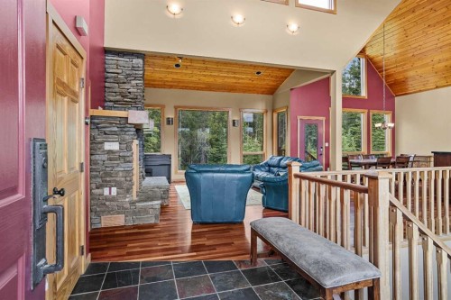 214 Eagle Point, Canmore, AB - Indoor Photo Showing Other Room