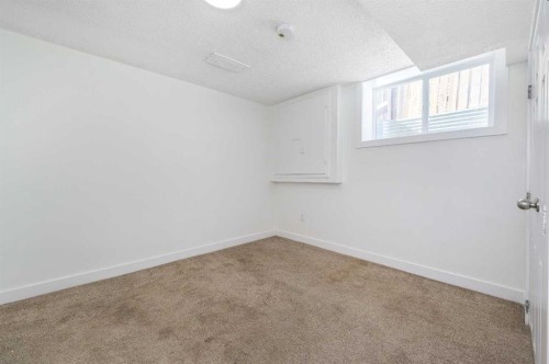 51 Whitworth Way Ne, Calgary, AB - Indoor Photo Showing Other Room