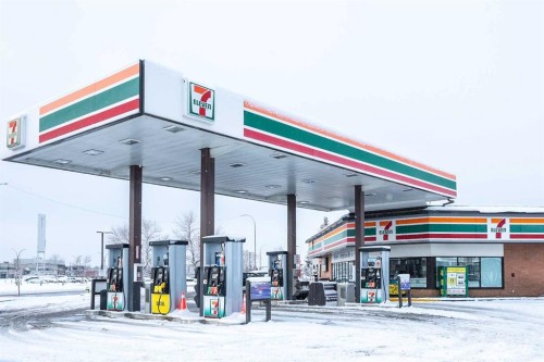 51 Whitworth Way Ne, Calgary, AB - Outdoor