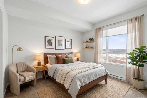 2411-33 Carringham Gate Nw, Calgary, AB - Indoor Photo Showing Bedroom