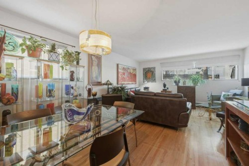 2428 14 Street Sw, Calgary, AB - Indoor Photo Showing Other Room