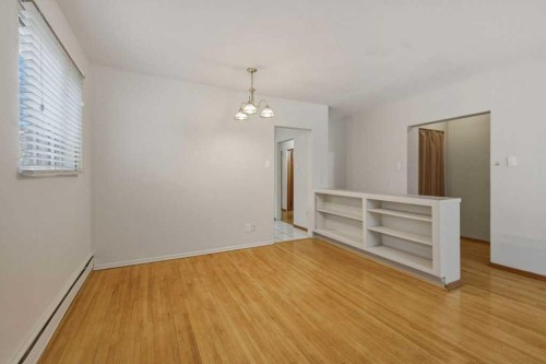 2428 14 Street Sw, Calgary, AB - Indoor Photo Showing Other Room