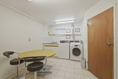 2428 14 Street Sw, Calgary, AB - Indoor Photo Showing Laundry Room