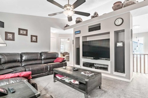 6 Drake Landing Loop, Okotoks, AB - Indoor Photo Showing Living Room