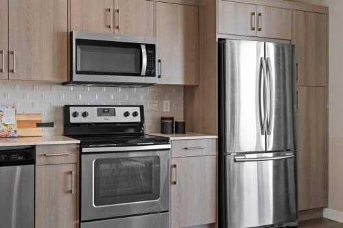 313-100 Auburn Meadows Common Se, Calgary, AB - Indoor Photo Showing Kitchen