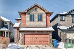11 Cougar Ridge Place SW Calgary, AB T3H 0V3