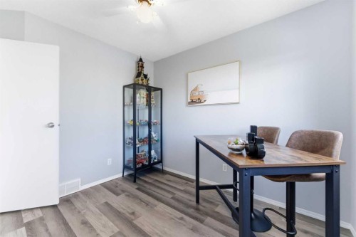 84 Mt Apex Green Se, Calgary, AB - Indoor