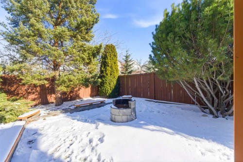 84 Mt Apex Green Se, Calgary, AB - Outdoor