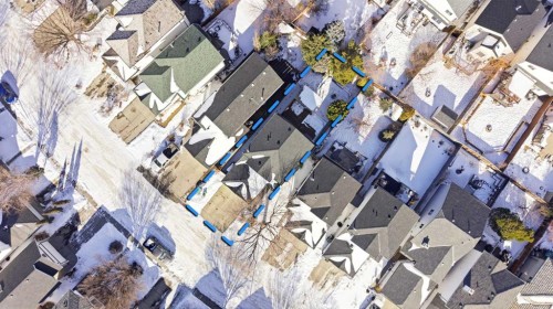 84 Mt Apex Green Se, Calgary, AB - 