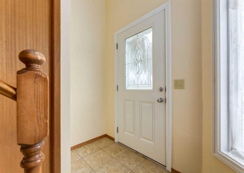 60 Macewan Glen Drive Nw, Calgary, AB - Indoor Photo Showing Other Room