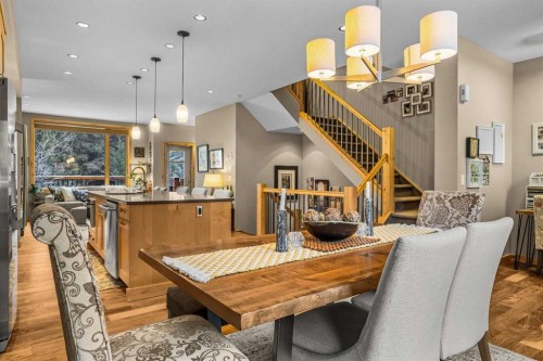 22 Streamside Lane, Canmore, AB - Indoor Photo Showing Dining Room