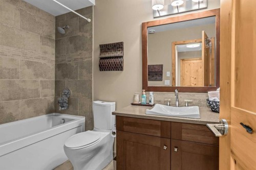22 Streamside Lane, Canmore, AB - Indoor Photo Showing Bathroom