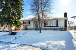 35 Penworth Place SE Calgary, AB T2A 4G4