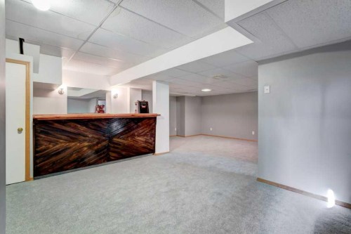 35 Penworth Place Se, Calgary, AB - Indoor