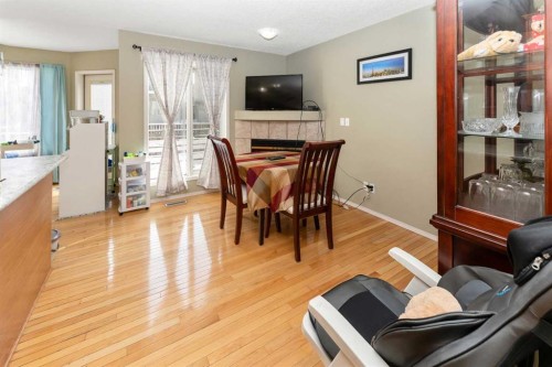 63 Hawkmount Green Nw, Calgary, AB - Indoor Photo Showing Dining Room