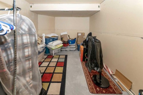 63 Hawkmount Green Nw, Calgary, AB - Indoor