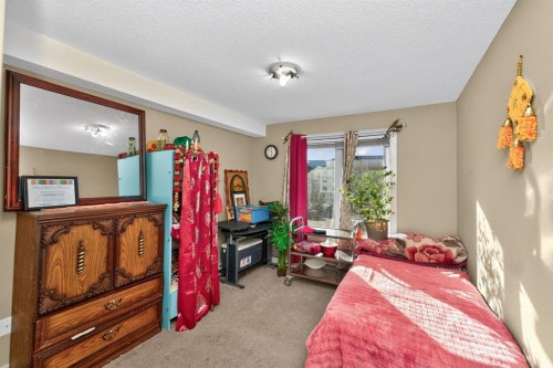 1303-6118 80 Avenue Ne, Calgary, AB - Indoor