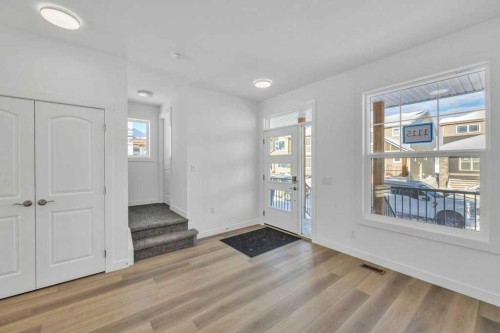 1115 Chinook Winds Circle Sw, Airdrie, AB - Indoor Photo Showing Other Room