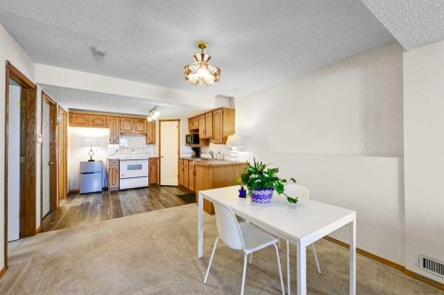 63 Anaheim Crescent Ne, Calgary, AB - Indoor