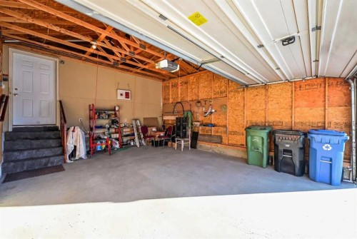 63 Anaheim Crescent Ne, Calgary, AB - Indoor Photo Showing Other Room