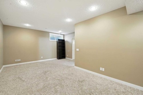 124 Kingsbridge Way Se, Airdrie, AB - Indoor