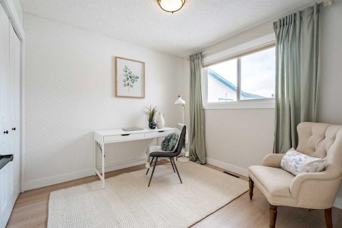531 Deerpath Court Se, Calgary, AB - Indoor Photo Showing Office