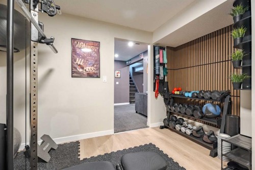 531 Deerpath Court Se, Calgary, AB - Indoor Photo Showing Other Room