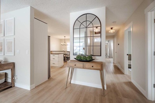 531 Deerpath Court Se, Calgary, AB - Indoor