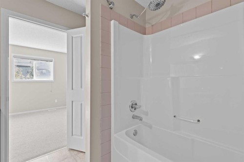85 Panatella Villas Nw, Calgary, AB - Indoor Photo Showing Bathroom
