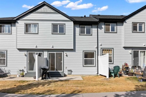 85 Panatella Villas Nw, Calgary, AB - Outdoor With Exterior