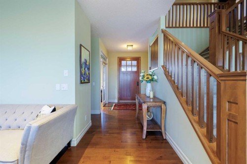 118 Tusslewood Heights Nw, Calgary, AB - Indoor Photo Showing Other Room