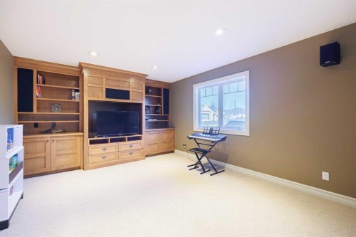 118 Tusslewood Heights Nw, Calgary, AB - Indoor