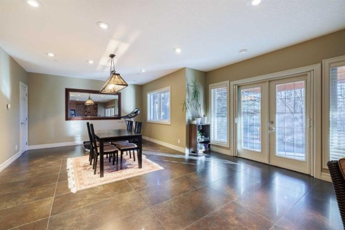 118 Tusslewood Heights Nw, Calgary, AB - Indoor Photo Showing Dining Room