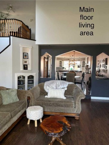 917 6 Avenue, Wainwright, AB - Indoor Photo Showing Living Room