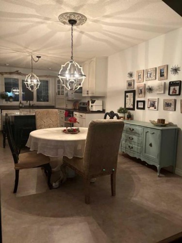 917 6 Avenue, Wainwright, AB - Indoor Photo Showing Dining Room