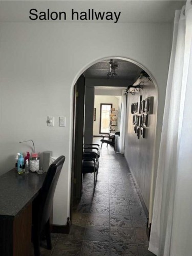 917 6 Avenue, Wainwright, AB - Indoor Photo Showing Other Room