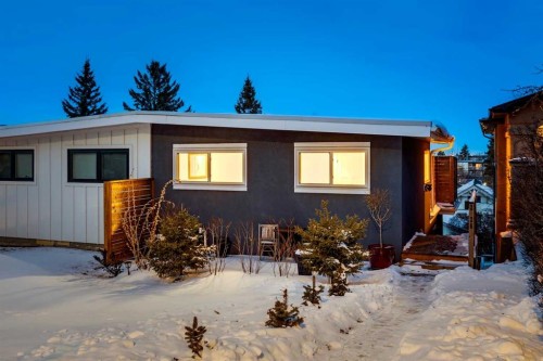 2126 18A Street Sw, Calgary, AB - Outdoor