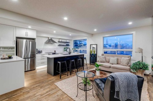 2126 18A Street Sw, Calgary, AB - Indoor