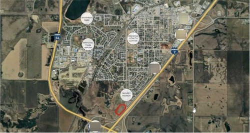 3201 52 Avenue, Innisfail, AB 