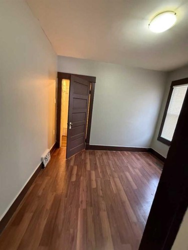 1311 1 Street Ne, Calgary, AB - Indoor Photo Showing Other Room