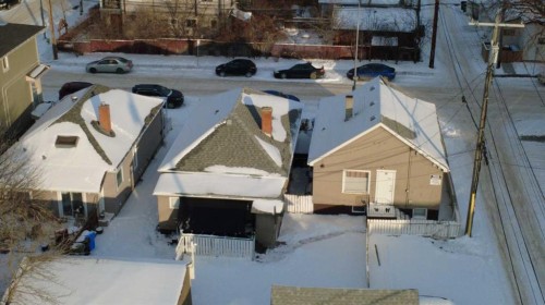 1311 1 Street Ne, Calgary, AB - Outdoor