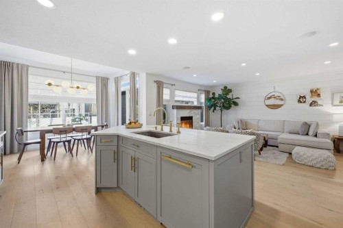 153 Cougarstone Common Sw, Calgary, AB - Indoor