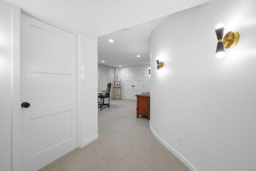 153 Cougarstone Common Sw, Calgary, AB - Indoor Photo Showing Other Room