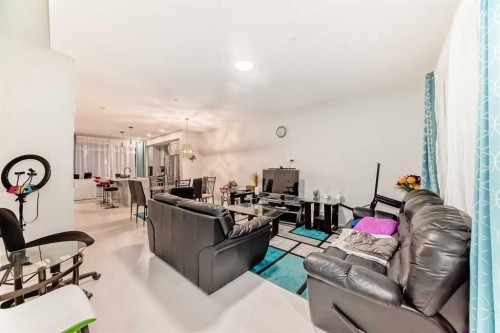 15021 1 Street Nw, Calgary, AB - Indoor