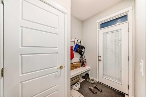 15021 1 Street Nw, Calgary, AB - Indoor Photo Showing Other Room